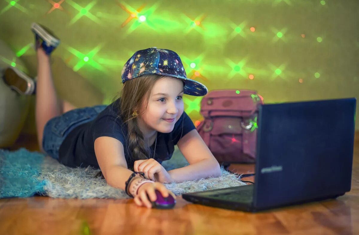 школа юного блогера. дети блоггеры. популярные детские блогеры. дети видеоблогеры. юная блогер.