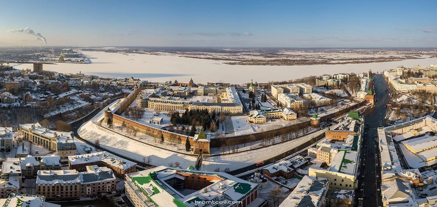 Где сделать нн. Нижний Новгород с высоты птичьего полета. Нижний Новгород Нижегородский Кремль с квадрокоптера. Нижний Новгород Кремль с высоты птичьего полета. Нижегородский Кремль Нижний Новгород вид сверху.