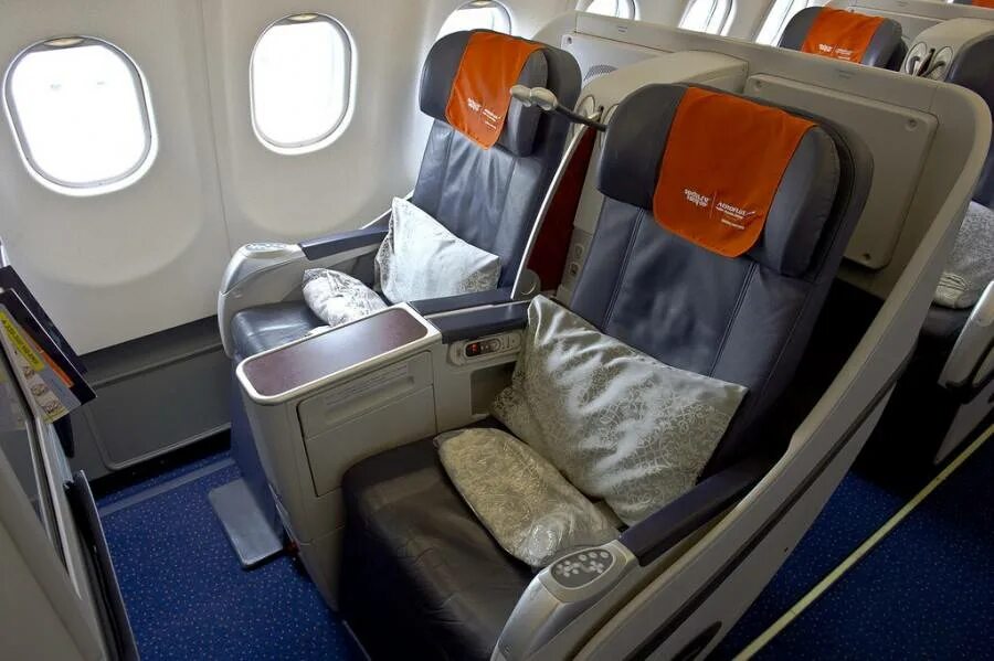 Airbus a330 аэрофлот бизнес. 747 lufthansa business class. Аэрофлот бизнес что входит. Бизнес класс в самолете аэрофлот. Аэрофлот бизнес что входит.