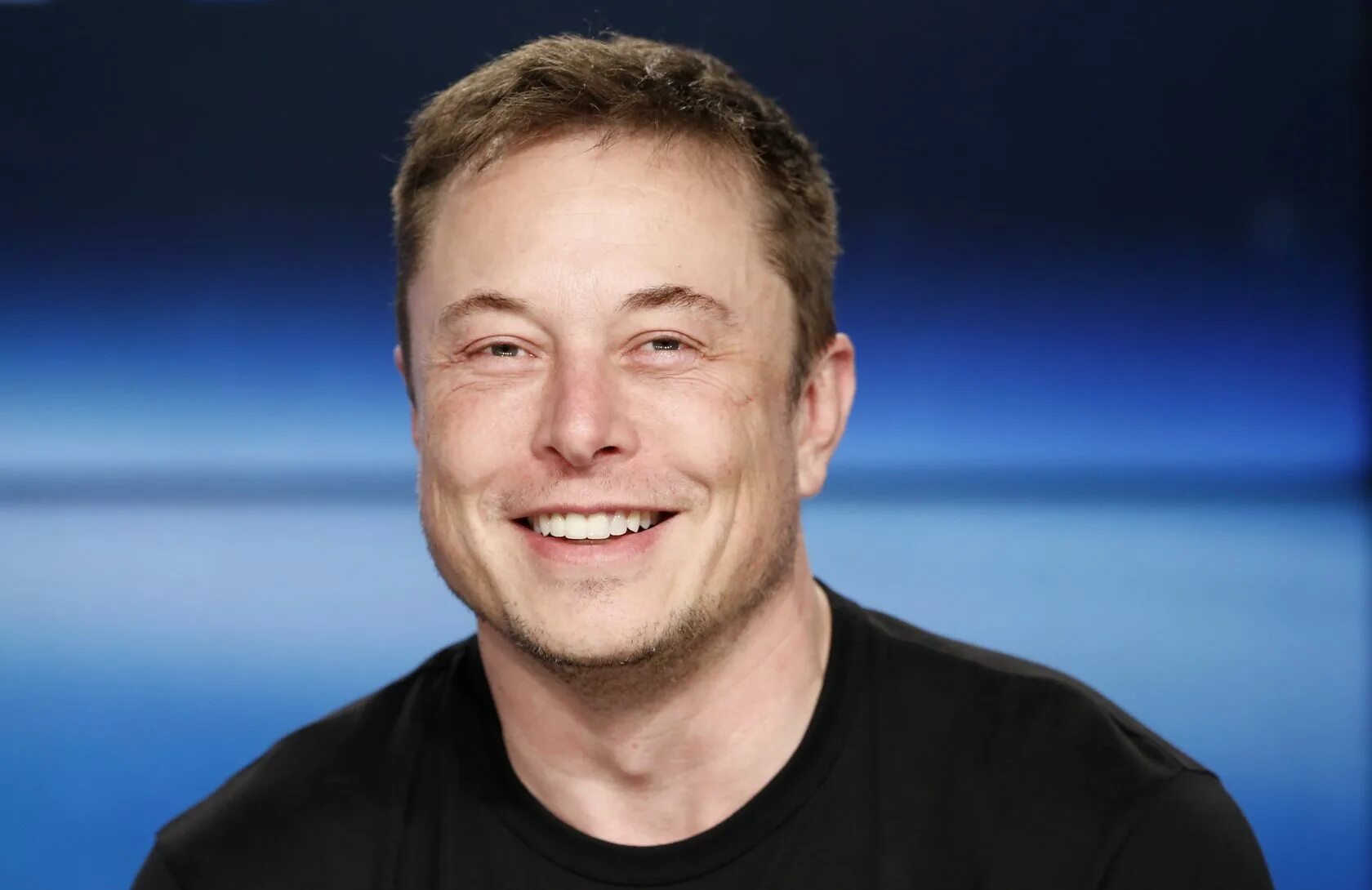 Илон макс последнее. Илон маск. илон маск фото. elon musk smile. элон маск улыбается.
