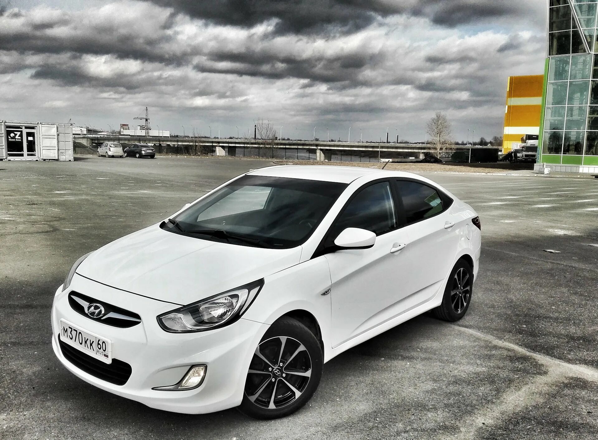 Хендай солярис 2012 1.4. Hyundai Solaris 2013. Hyundai Solaris 2012. Hyundai Solaris 4. Hyundai Solaris 1.4.