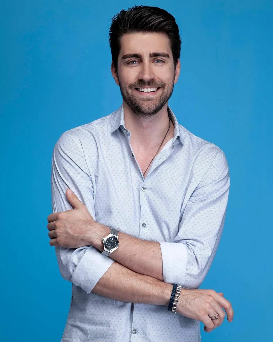 чаглар эртугрул. эртугрул турецкий актер. турецкий актер чаглар эртугрул. эртугрул турецкий актер. чаглар эртугрул и джейк джилленхол.