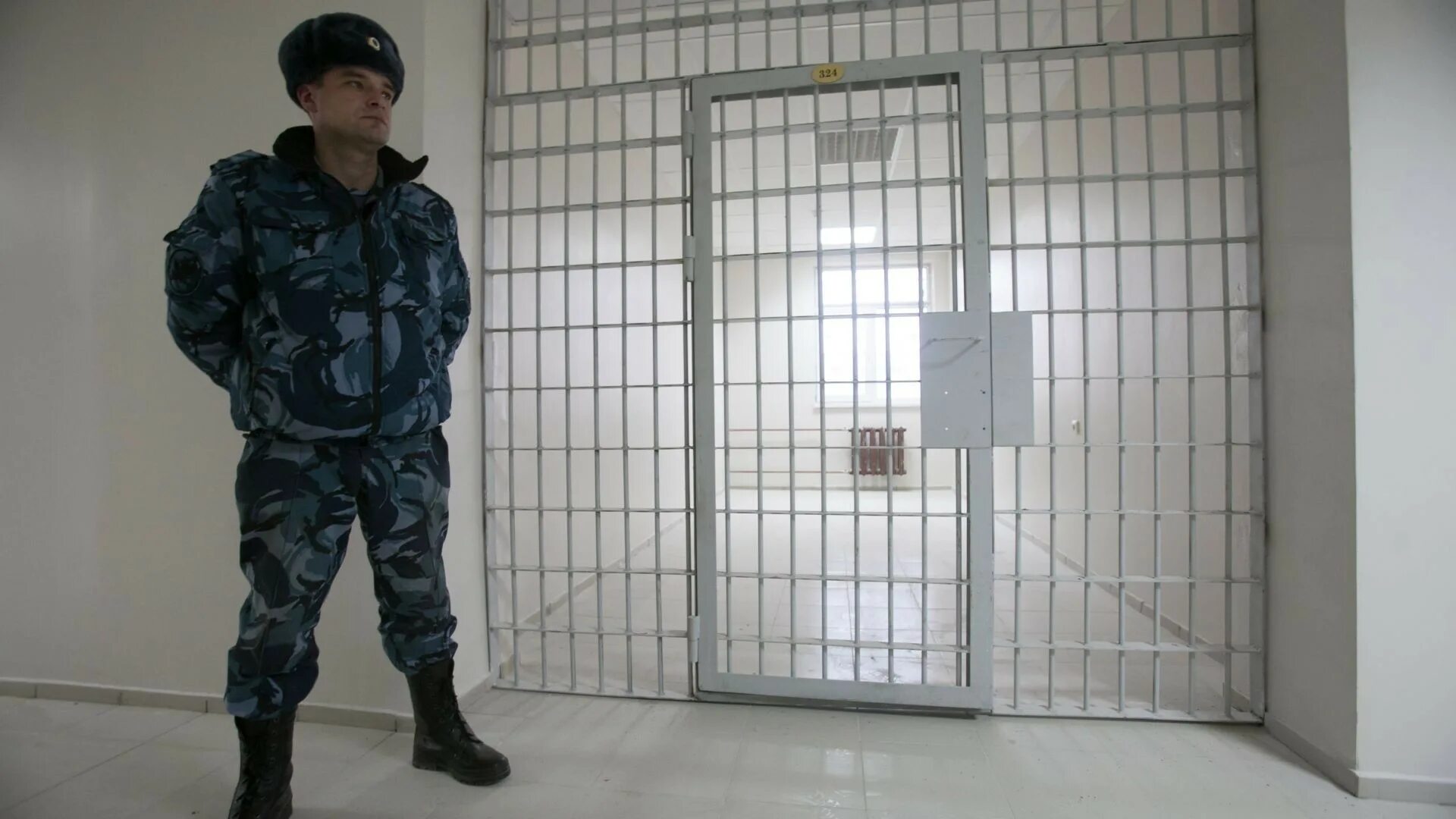 Лица содержащиеся в ивс