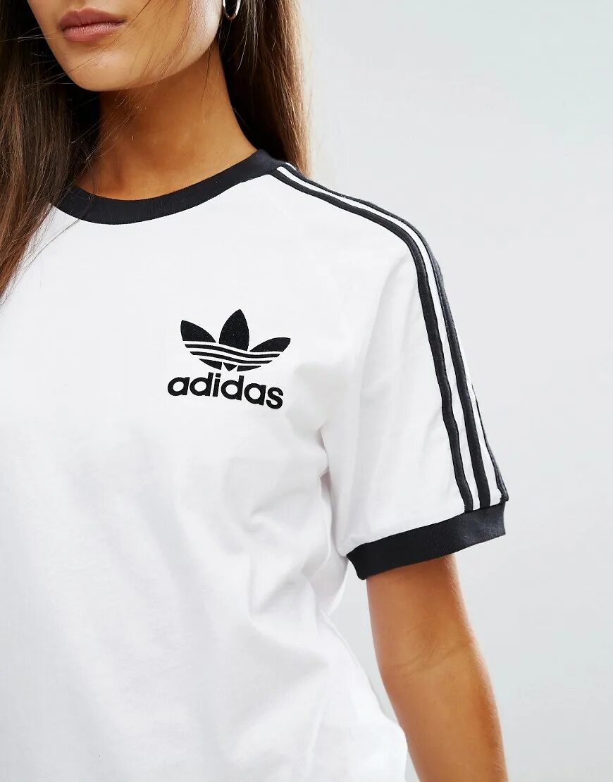 Черная майка адидас. Футболка adidas Originals 3 Stripes. Футболка adidas 3 Stripes Tee женская чёрная. Футболка адидас женская белая.