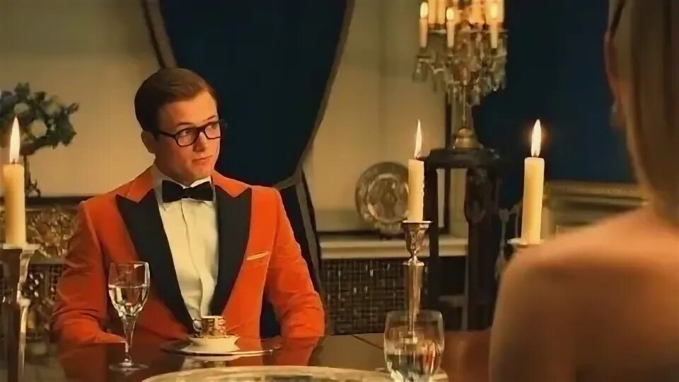 Кингсман 2 золотой. Кингсмен золотое кольцо. Кингсман 2 золотое кольцо. Kingsman золотое кольцо Джек.