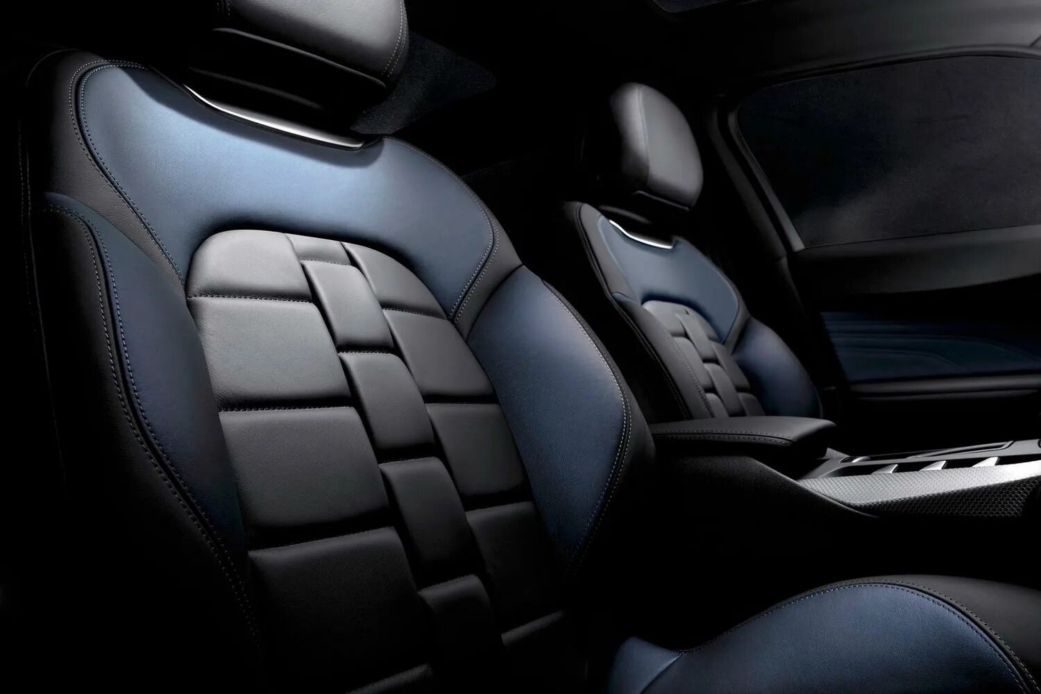 Ds5 windows. Ситроен дс5 салон. citroen ds5 2015 салон. сидения ситроен дс 5. interior citroen ds5 сиденья.