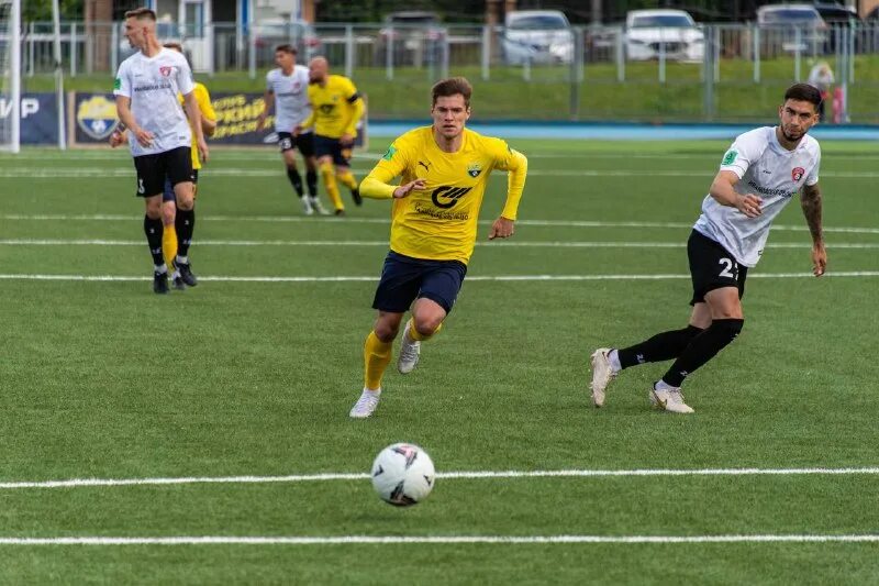 стадион зоркий красногорск футбол. футбольные клубы в красногорске. логотип фк зорге красногорск. иртыш и тобол. фк зоркий.