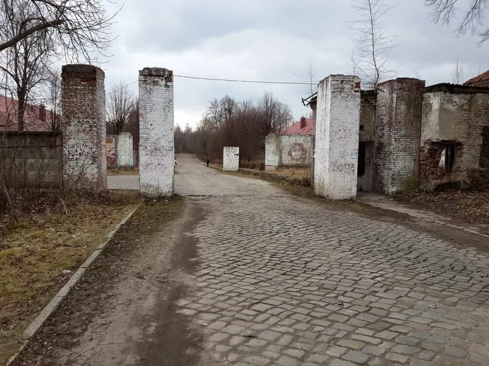 Корнево калининградская. Корнево военный городок Калининградская область. Поселок Долгоруково Калининградская область. Долгоруково Калининградская область ВЧ 33812. Войсковая часть Долгоруково Калининградская область.