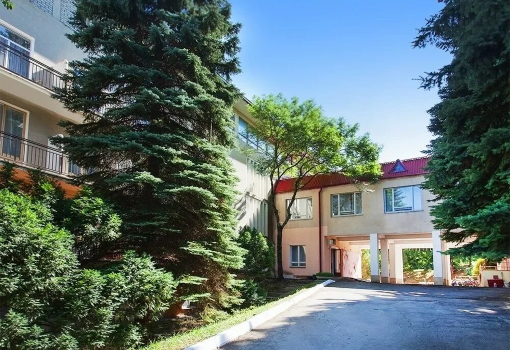 Санаторий целебный ключ ессентуки территория. Недорогое лечение на кмв. Недорогое лечение на кмв. Недорогое лечение на кмв. Зори ставрополья пятигорск.