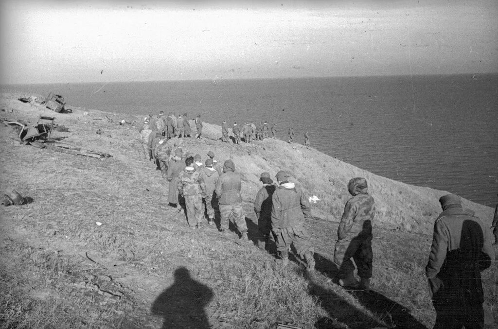 8 апреля 1944 года. Освобождение Севастополя 1944. Крымская наступательная операция Керчь. Крымская операция 1944.