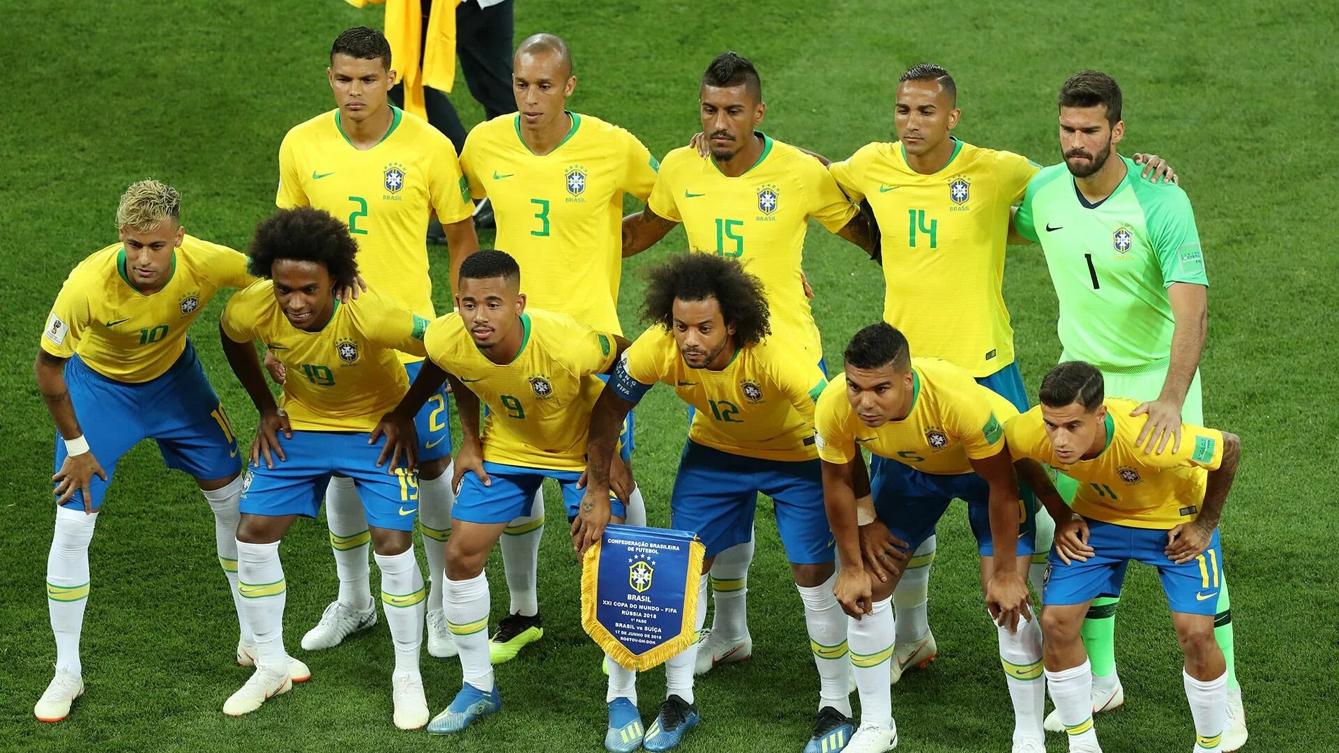 Национальная сборная бразилии. Сборная Бразилии по футболу. Команда Бразилии по футболу состав. Сборная Бразилии 2018. Команда сборной Бразилии.