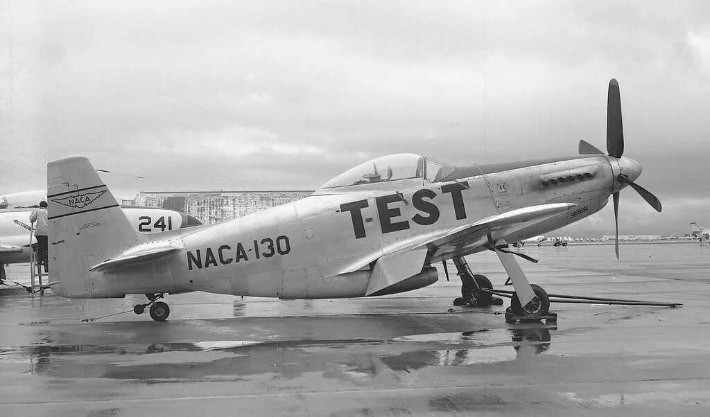 P51h мустанг. North american p-51h mustang истребитель. P51. H 51. P-51h.