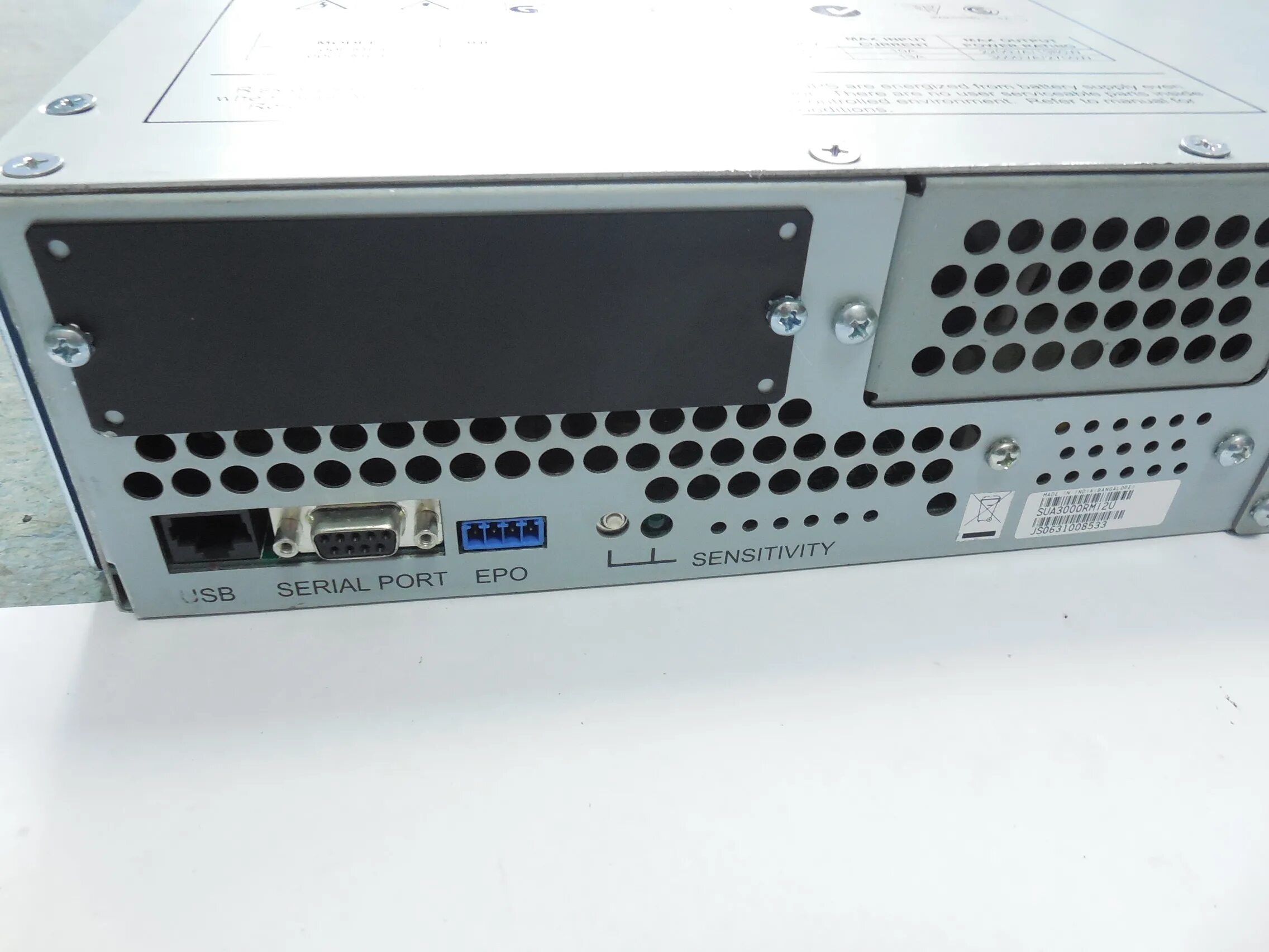 Ибп apc smart 3000. Ибп apc smart-ups 3000xl. apc smart ups 3000. apc smart-ups 3000 com port. smart ups xl modular 3000.