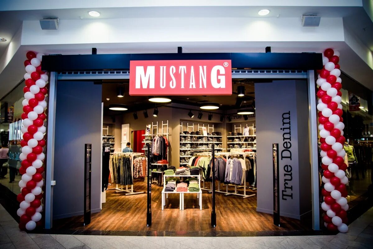 Mustang jeans орджоникидзе 11. Mustang jeans магазины. магазин одежды мустанг уфа. магазин мустанг. магазин мустанг.