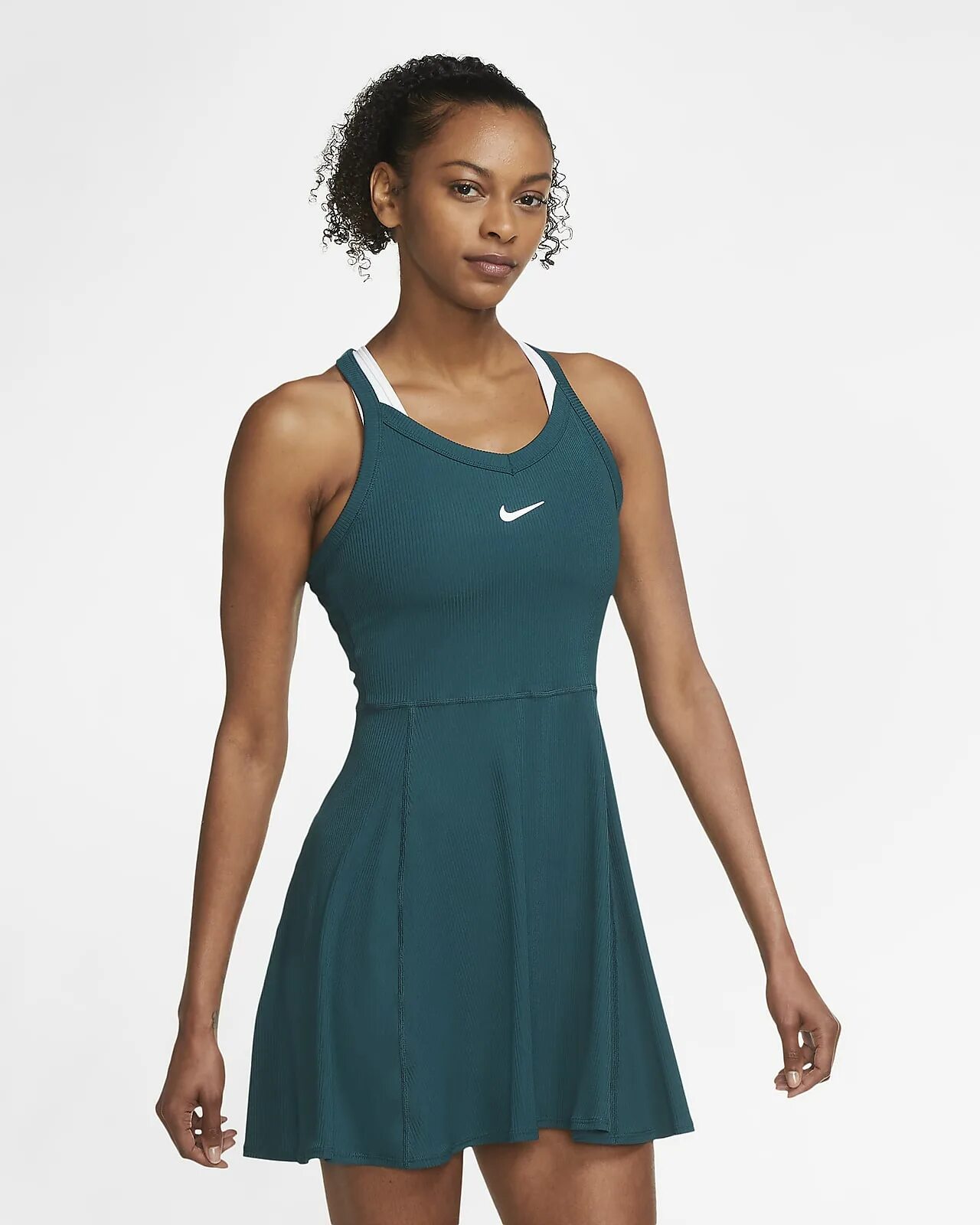 Платье найк. Теннисное платье Nike-Court. Nike Dri Fit теннисные. Nike Court теннисное платье обтягивающее. Теннисное платье женское Nike Court Dri-Fit advantage Club Dress - Noble Red/Black.