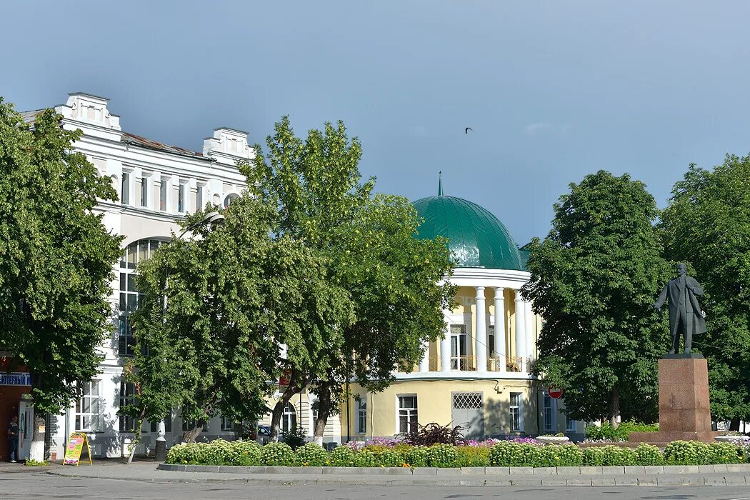 Город Мичуринск Тамбовской области. Достопримечательности Мичуринска Тамбовской. Мичуринск центр города. Краеведческий музей Мичуринск.