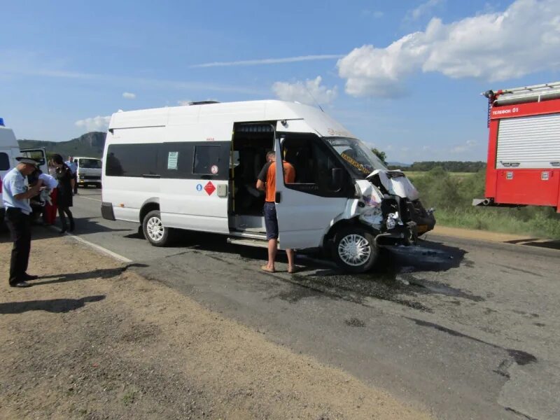 такси партизанск. 207 партизанск. 207 партизанск. река горячка партизанск. дтп с участием маршрутки 207 находка-партизанск.