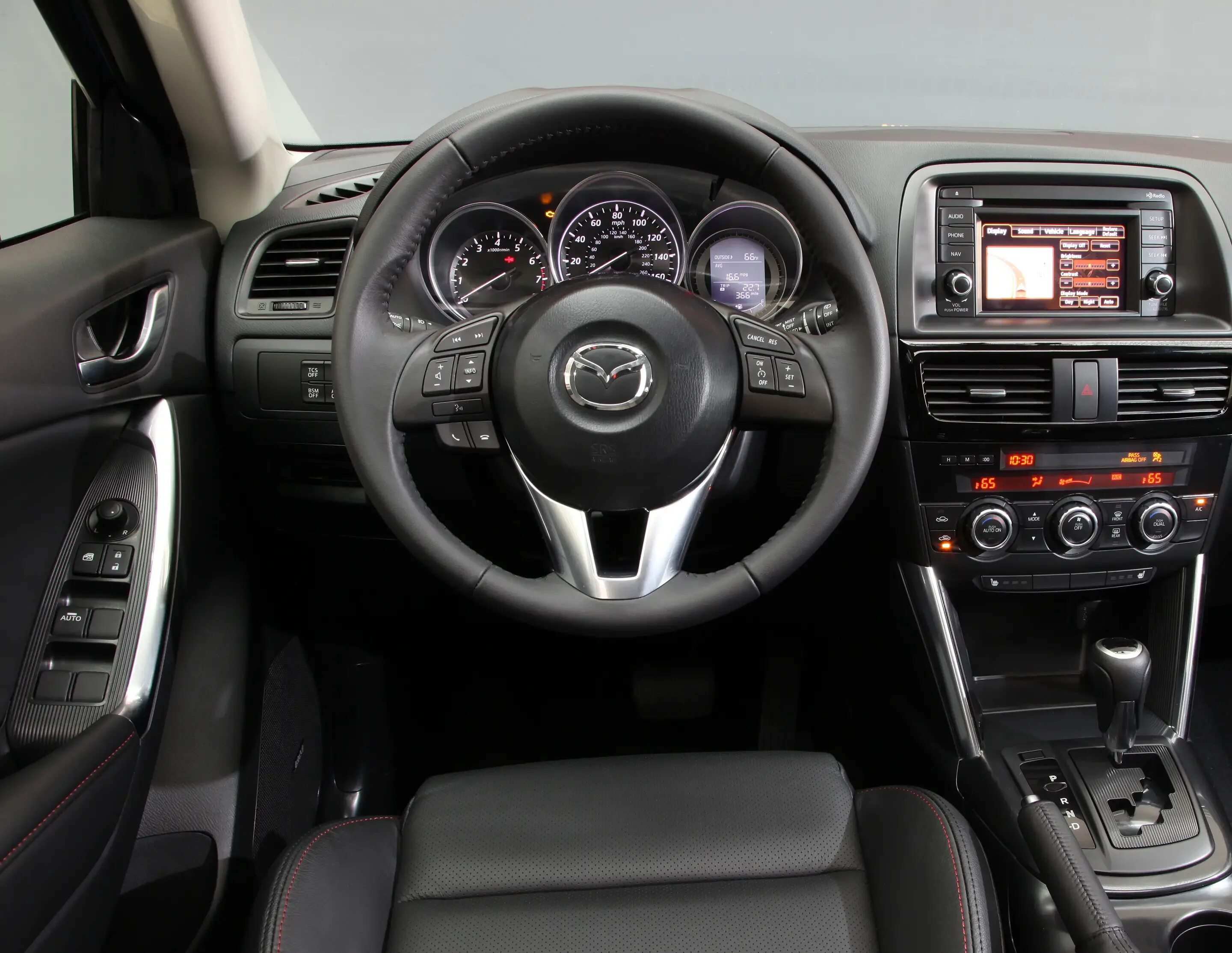 Сх 5 механика. Mazda cx5 Interior. Mazda CX-5 2013. Mazda CX 5 салон. Мазда СХ-5 интерьер салона.