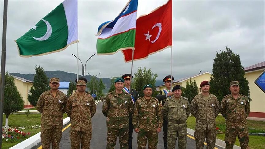 Uzb turk. Пакистан Аскери. Турция Узбекистан. Туркей флаг и Узбекистан. Армия Узбекистана.