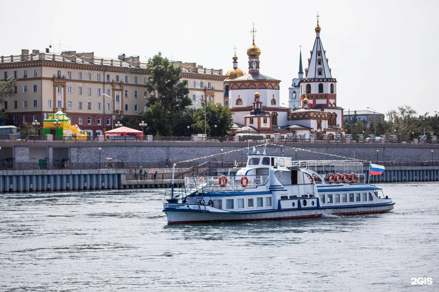 Теплоход Ангара Иркутск. Теплоход на ангаре Иркутск. Теплоход Сокол Иркутск. Восточно-Сибирское речное пароходство.