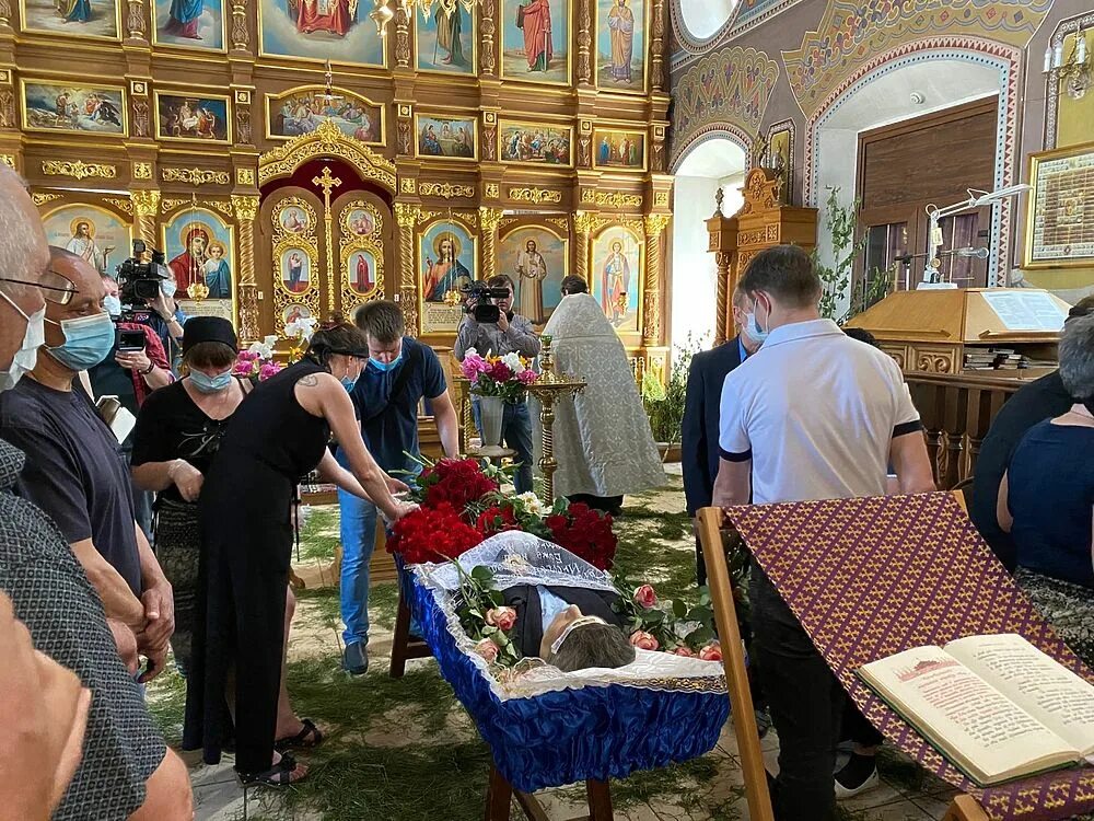 Погибшие на украине с вятских полян. Зарайск погибшей. В лебедяни простились с погибшим. Зарайск погибшей. Сергей захаров рязань похороны.