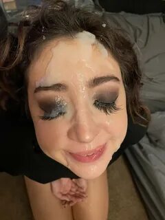 If I was yours would you cum on my face everyday?😈 t.coiVX3g9YCQH...