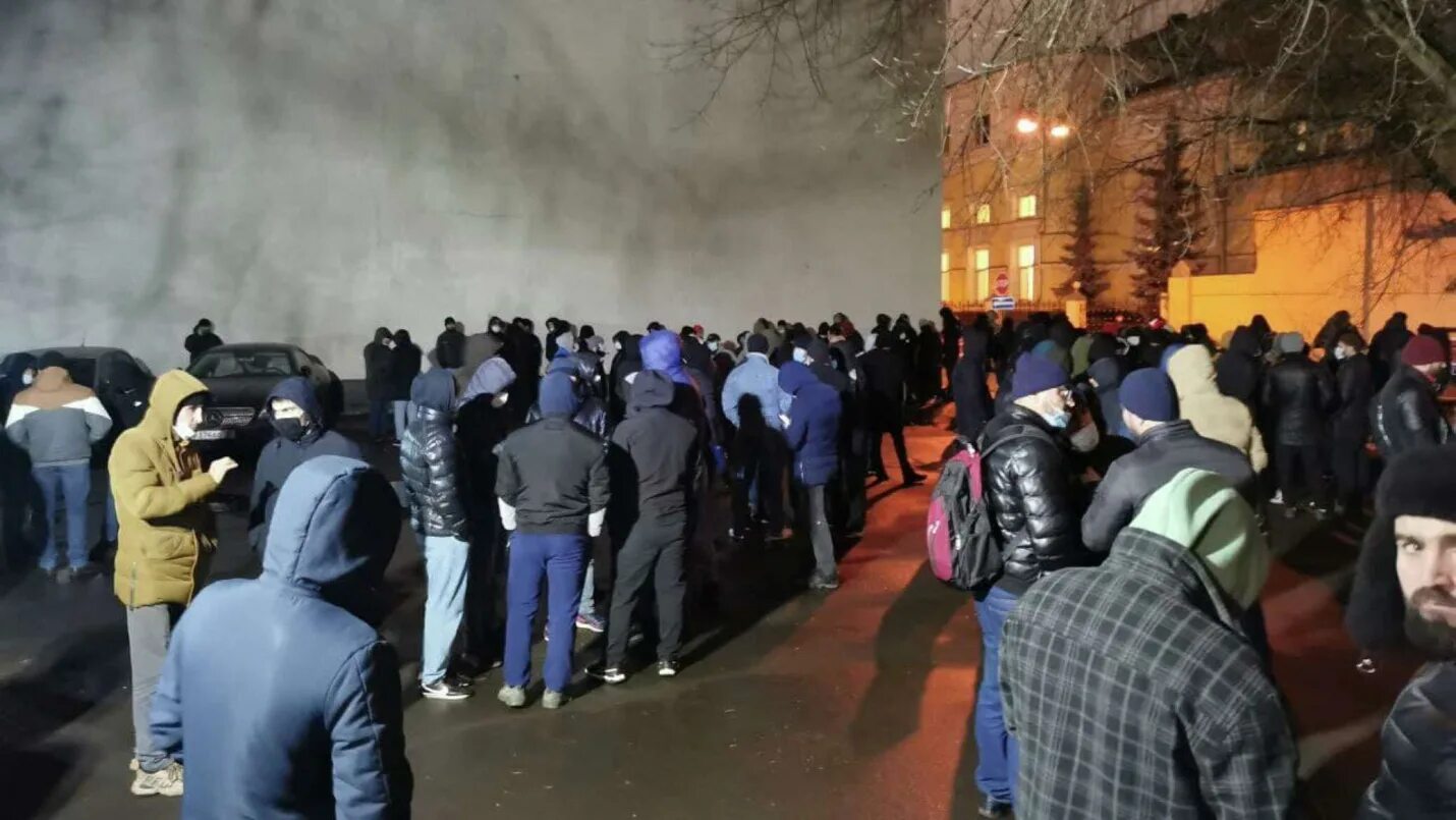 Таджикистан, Памир митинг. Митинг памирцев в Москве у посольства Таджикистана. 25.11.21 Митинг в Москве посольство Таджикистан. Митинг возле посольства Таджикистана в Москве.