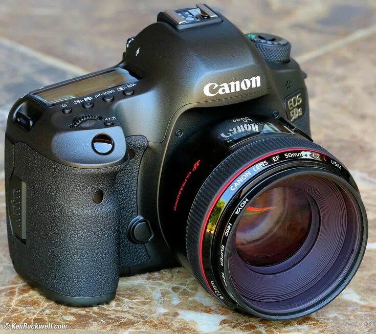 Canon 5D Mark IV vs 5DSR , which should you buy? Canon 5D Mark IV Body https://w