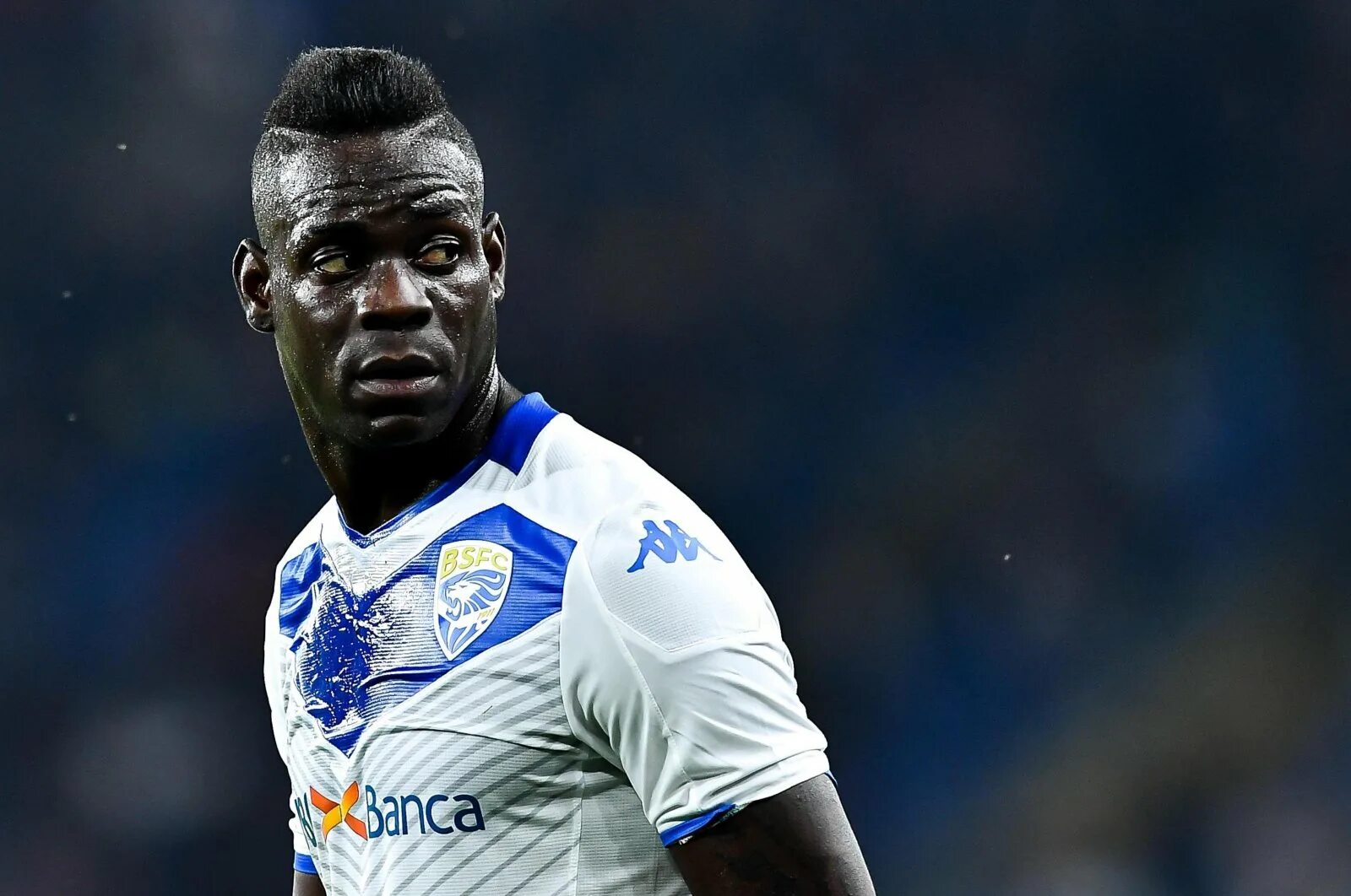 Марио балотелли 2012. Balotelli футболист fc 24. Марио балотелли. Марио балотелли. Балотелли сьон.