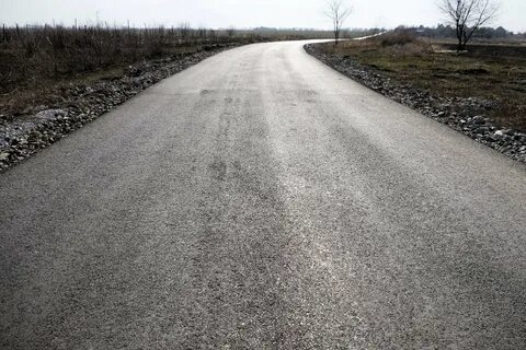 Грунтовая дорога в городе