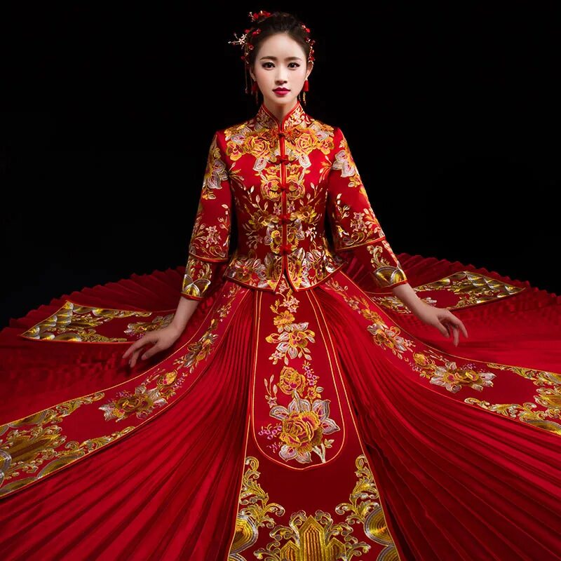 Китайская классическая. Традиционное китайское платье. Китайское свадебное платье традиционное. Китайское национальное свадебное платье. Традиционный китайский свадебный наряд.