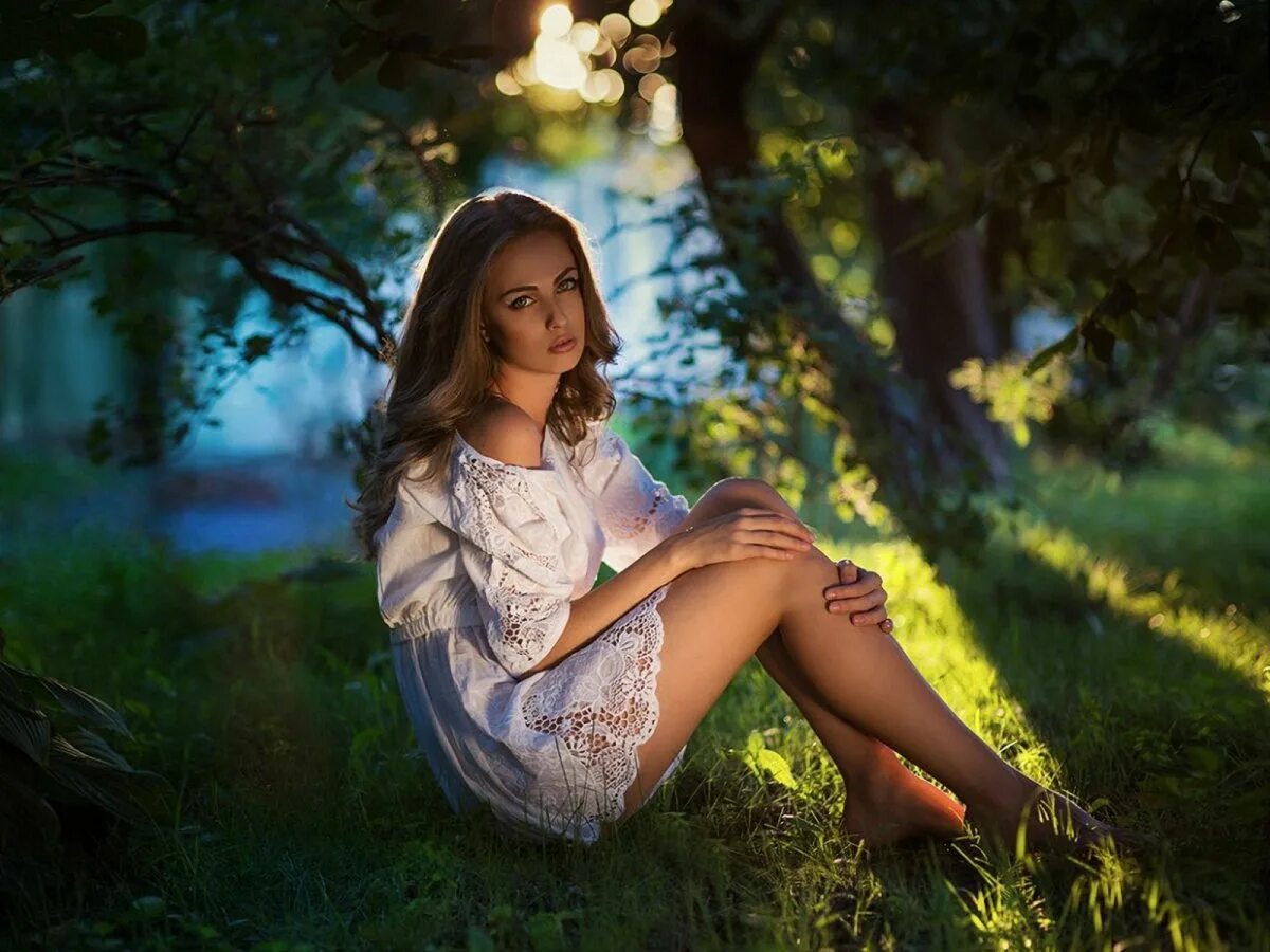 Красивые девушки на природе. Красавица природа. Девушка лето. Девушка на природе. Красавица природа.