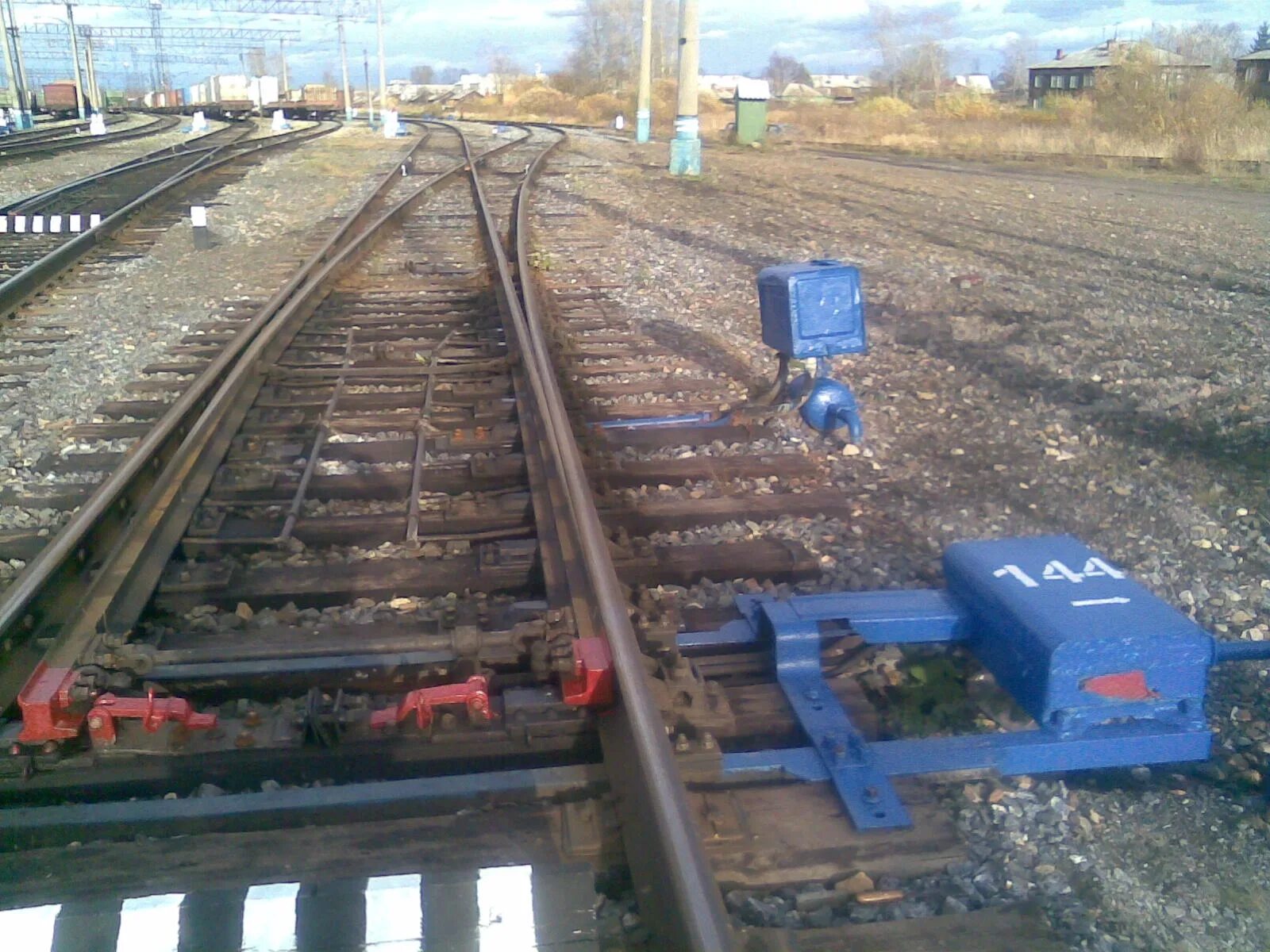 93 м1. очистка стрелочных переводов от снега. эпк 93 пневмообдувки стрелок. расчистка снега на железной дороге. система электрообогрева стрелочных переводов.