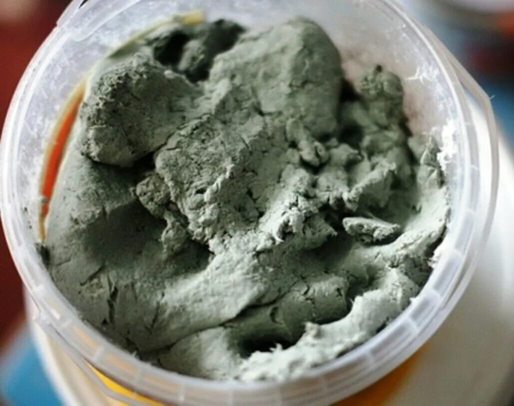 Папье маше из бумажной массы. Смесь для папье маше из туалетной бумаги. Бумажная масса для папье-маше. Смесь для папье маше из туалетной бумаги. Масса папье маше.