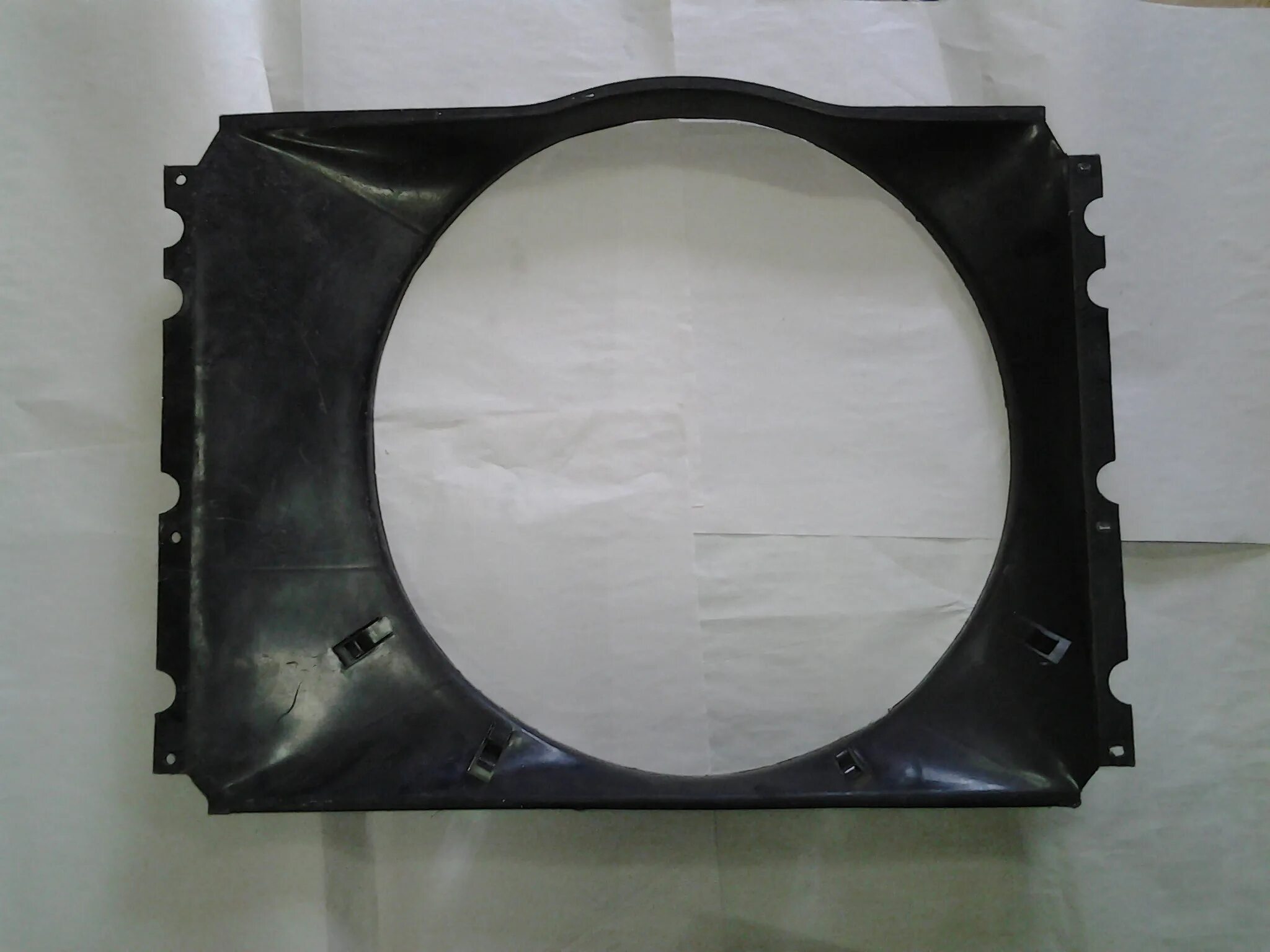 Диффузор 3307-1309011. Кожух вентилятора (диффузор) 3110. Кожух радиатора газ 53. Диффузор радиатора газ 3309 евро 4. Кожух вентилятора валдай камминз 3.