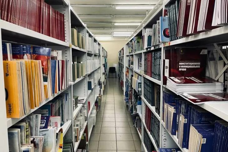 Периодика и книги. Списанные книги. Списанные книги москва 2024. Периодика и книги. Списанная литература.