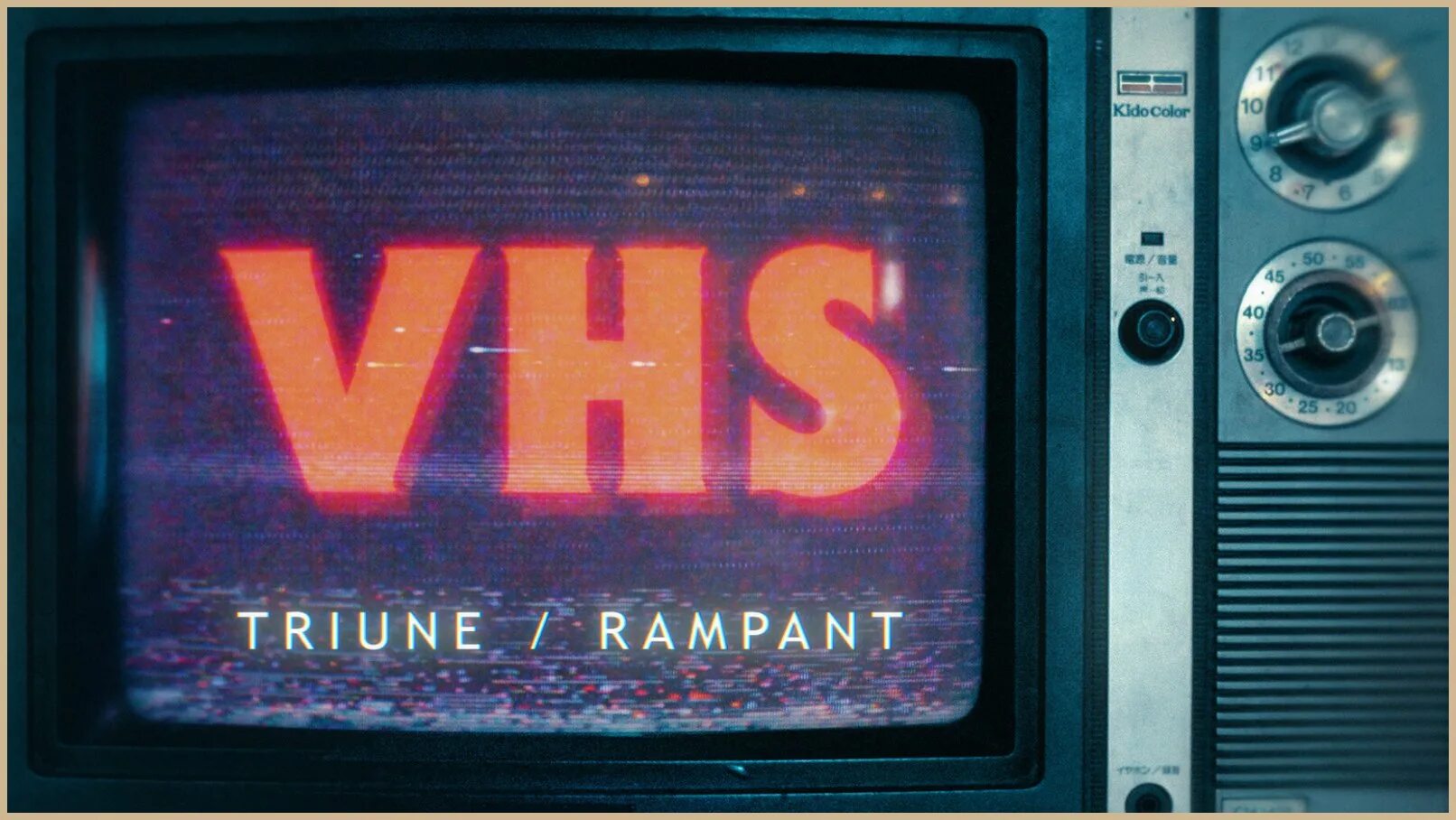 Vhs что это. VHS телевизор. Старый телевизор VHS. Старые телевизоры с ВХС. VHS на цифровой.