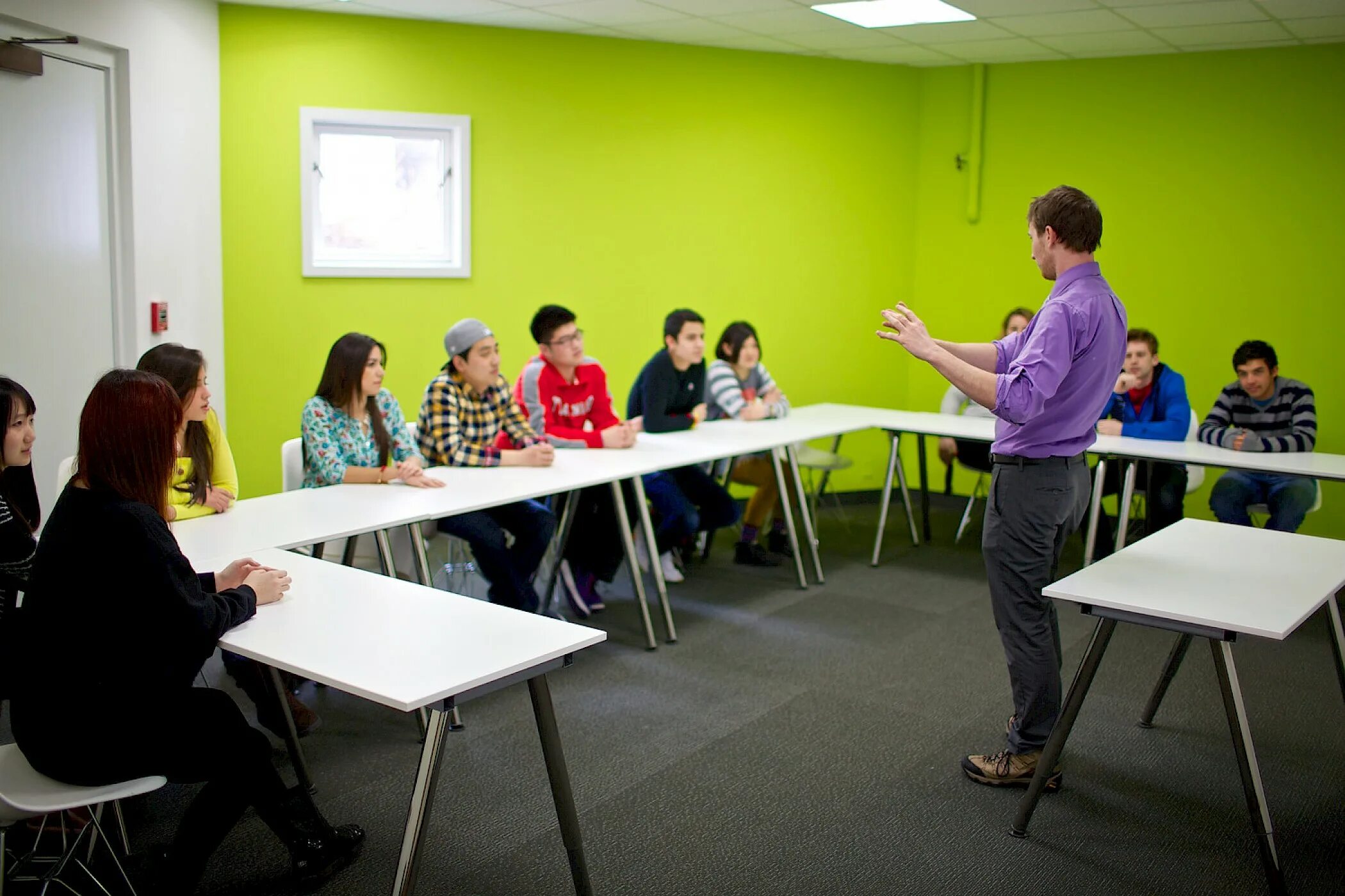 Школа в америке. Языковая школа британия. Образование в америке. Поступление в зарубежный вуз. Американская школа.