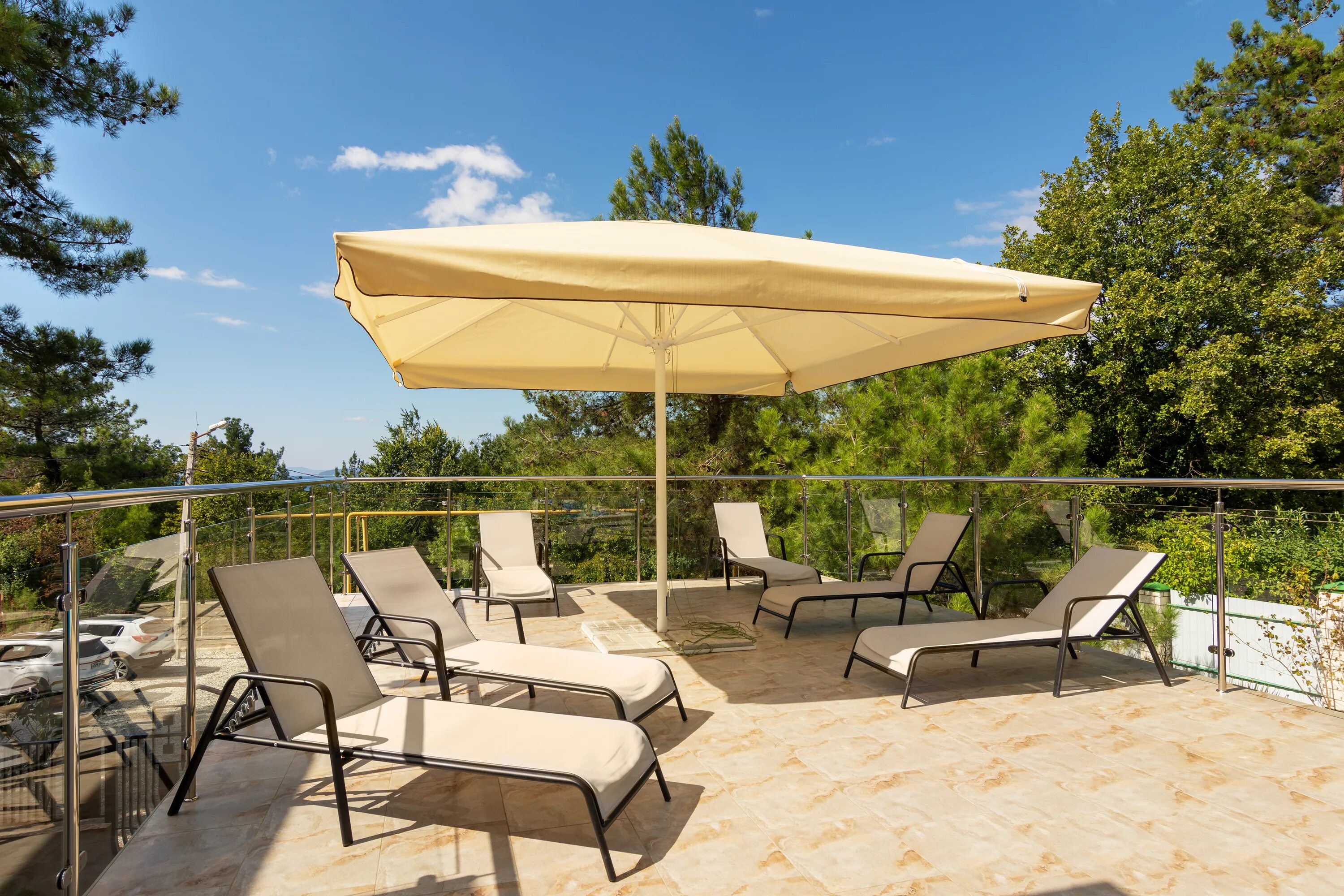 Южная озереевка новороссийск на карте. Урицкого, 94). Le sea дивноморское. Отель грейс дивноморское. Le sea дивноморское.