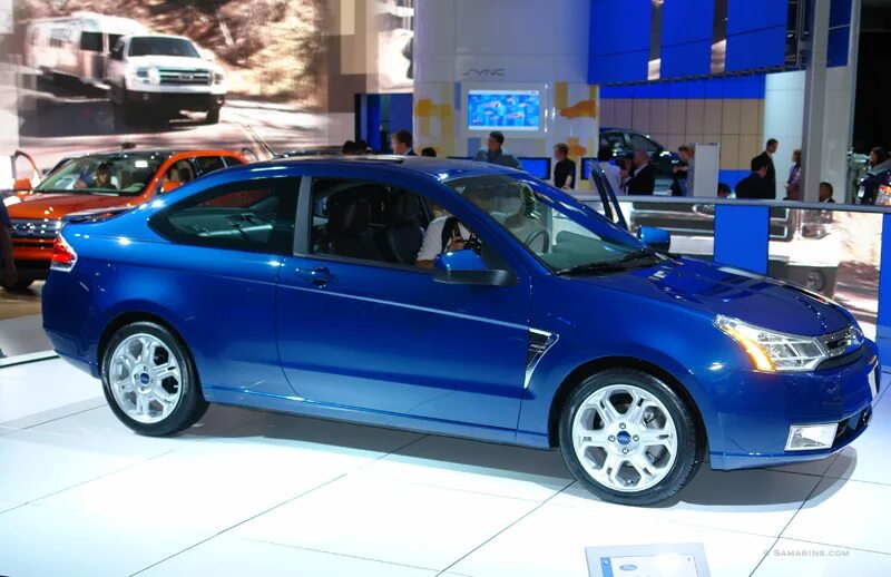 Форд фокус дизель 1.8 купить. Форд фокус дизель. Ford Focus se zx4. Ford Focus SVT Blue. Ford Focus 14. Diesel 2005.