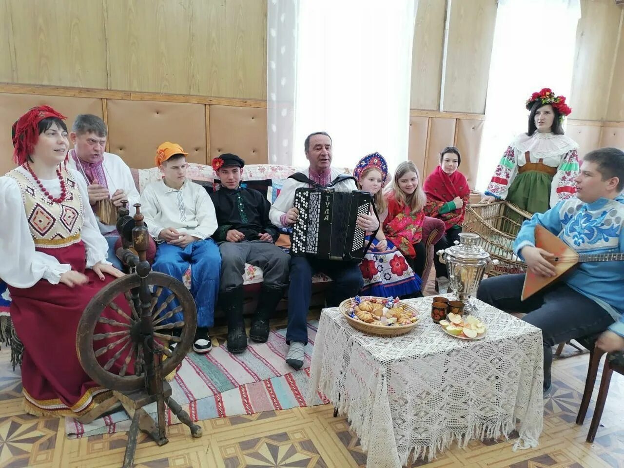 поселок лесной заводоуковский район тюменская область. мичуринский дом культуры. мичуринск село заворонежское. в алексине дом культуры чехова. мичуринский район село глазок дом культуры.