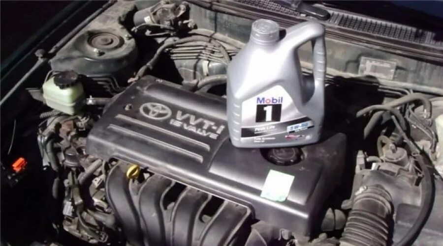 Замена масла королла 120. Королла 120 масло в двигатель. Королла 120 масло в двигатель. Масло в двигатель тойота королла. Toyota corolla/fielder 120 масло акпп.