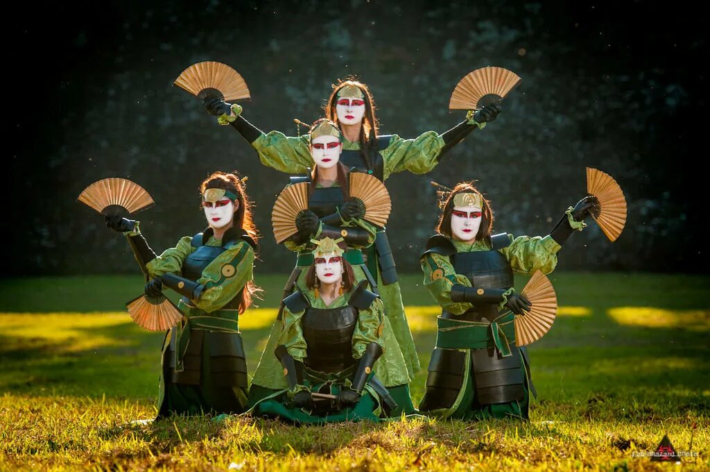 Avatar kyoshi. Воины Киоши. Воины Киоши аватар. Бойцы Киоши. Скиталец Киоши.