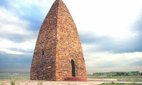 АИТВ жыныстық қатынас арқылы (ауызша секс) жұғады.