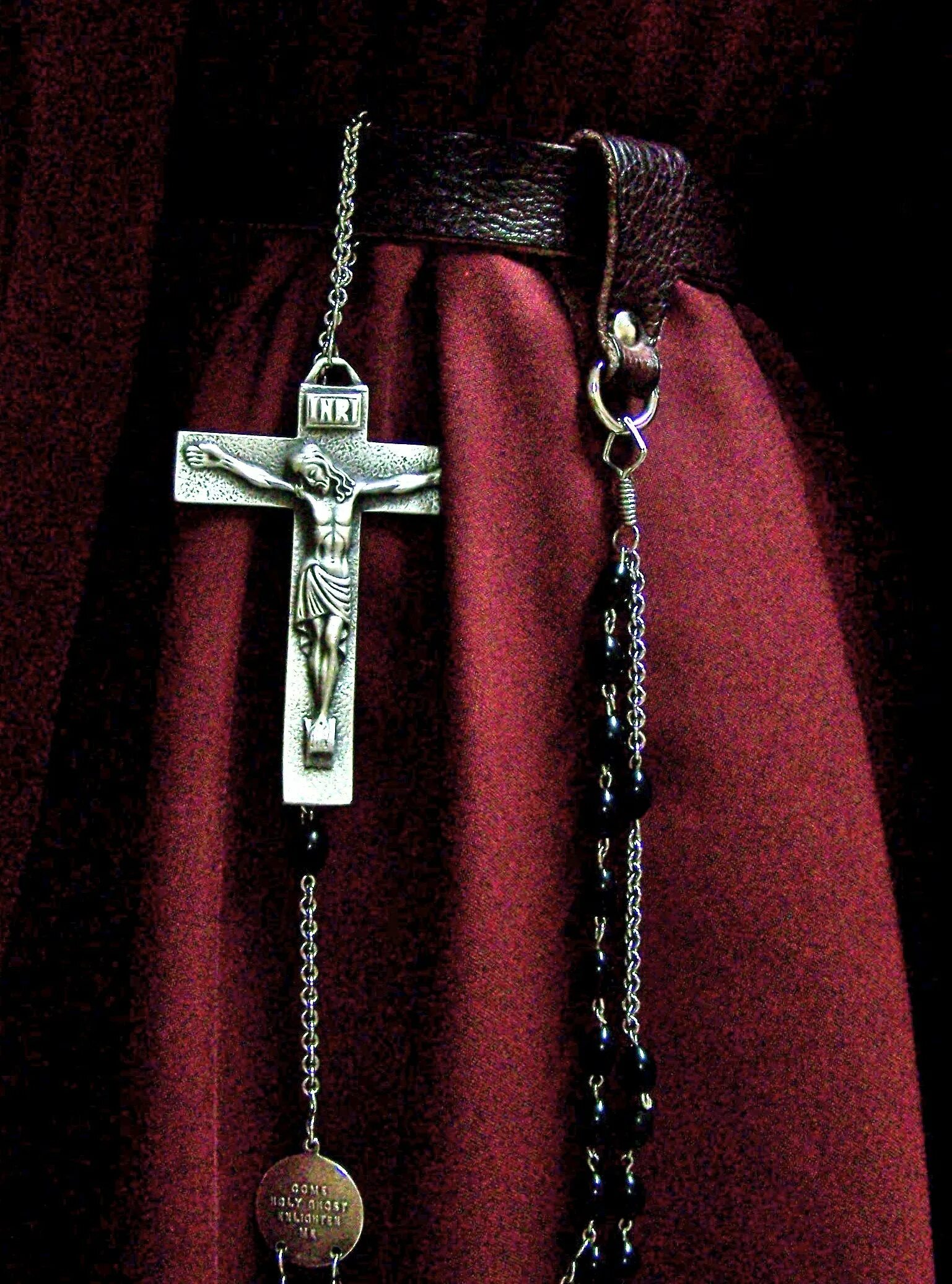 Четки святого. Habit Rosary. Antique Habit Rosary. Воучение девой Марией четок святому Доминику.
