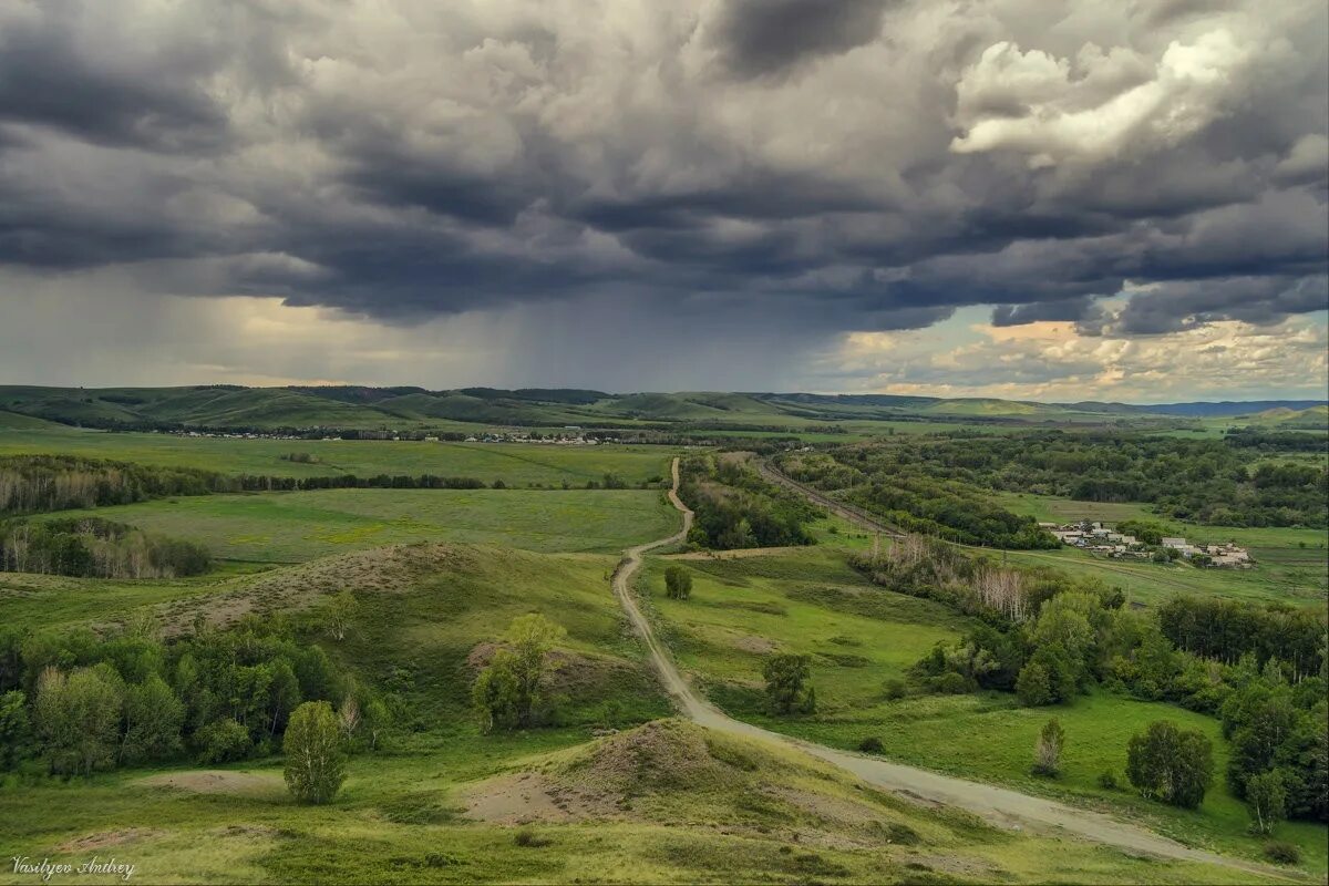 Оренбуржье фото. Природа Кувандыкского района. Деревня перед грозой. Пейзажи Оренбургской области. Пейзажи Оренбургского края.