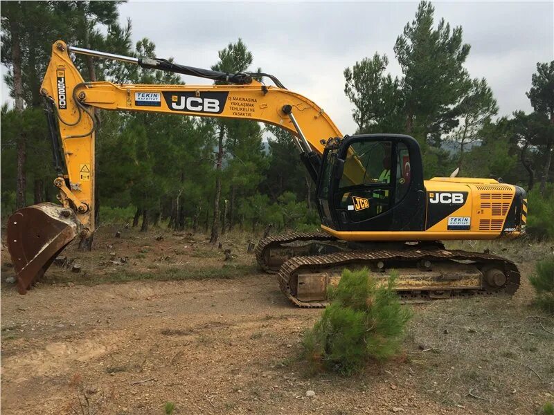 Jcb js200. Экскаватор jcb js200. jcb 200 гусеничный. jcb gs 200w. jcb js200/205.