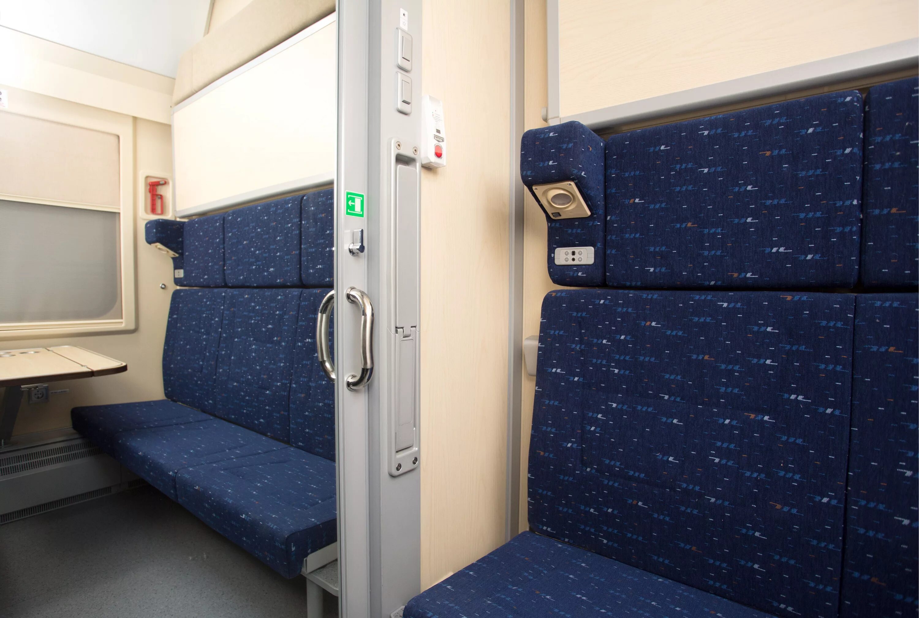 купейный вагон ржд фото. купейный вагон ржд фото. новые вагоны ржд купе. вагон риц купе. новые вагоны ржд купе.