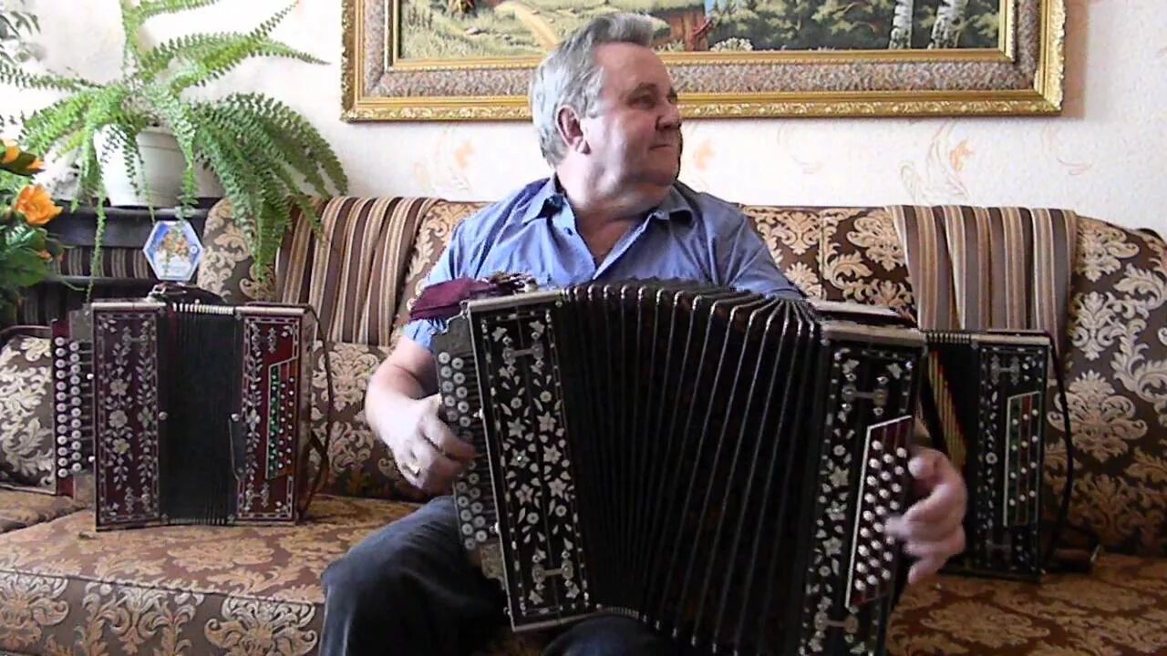 Цыганочка на гармони. Гармонь цыганочка владимир. Трио гармонистов цыганочка с выходом. Власов цыганочка на гармони. Цыганочки играй гармонь.