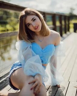 Девочку аню видео